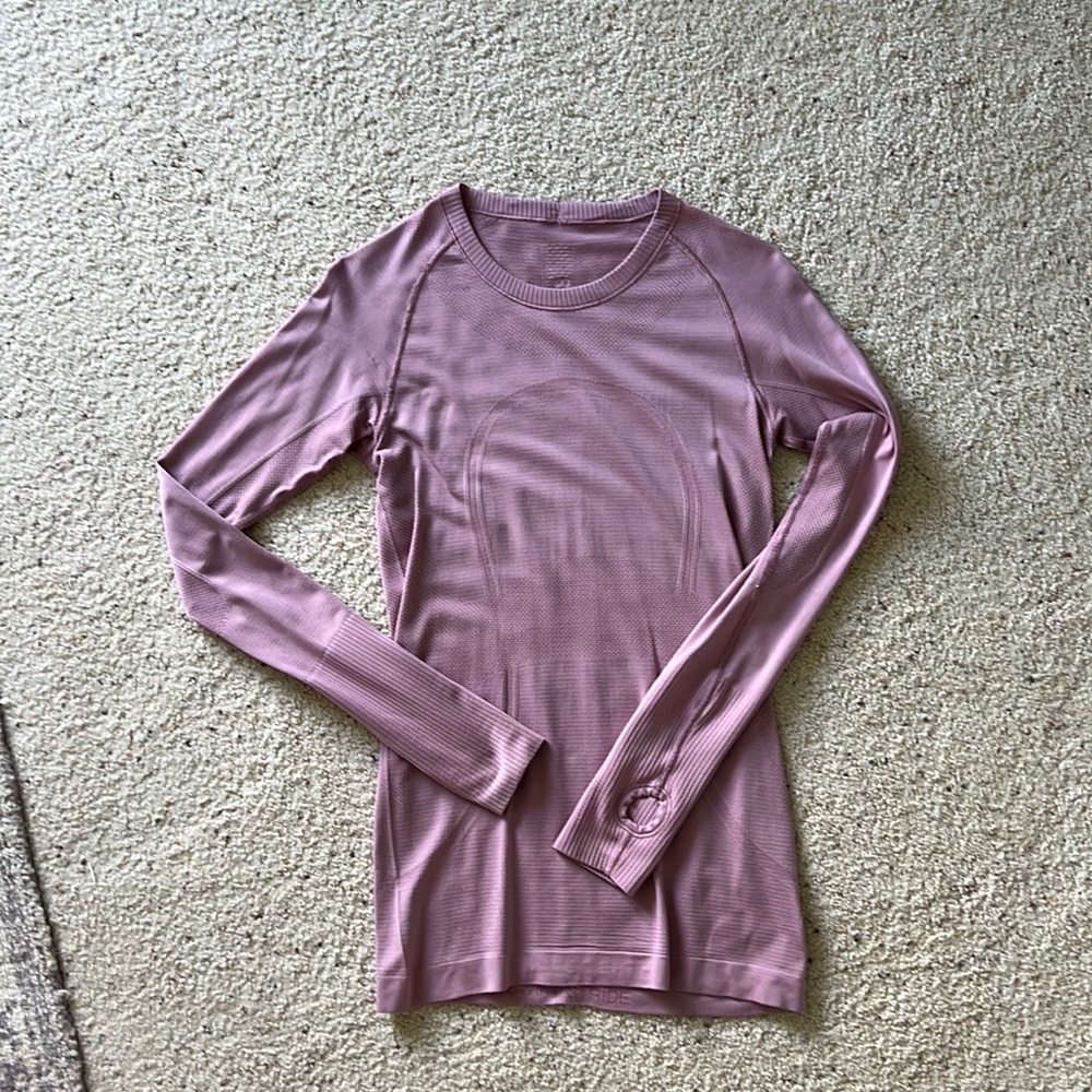 Swiftly Tech Long Sleeve Shirt